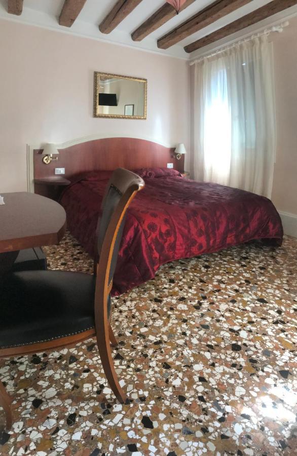 B&B A Le Boteghe Venedig Exteriör bild